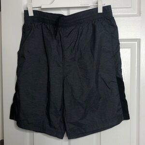 Camel Crown Lightweight Gray Black Pockets Shorts M